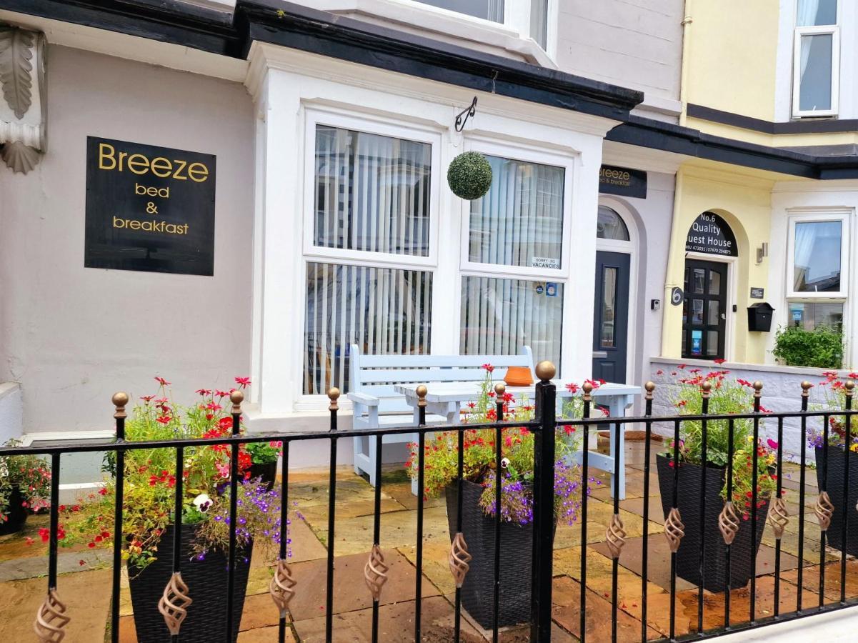 لاندودنو Breeze B&B المظهر الخارجي الصورة