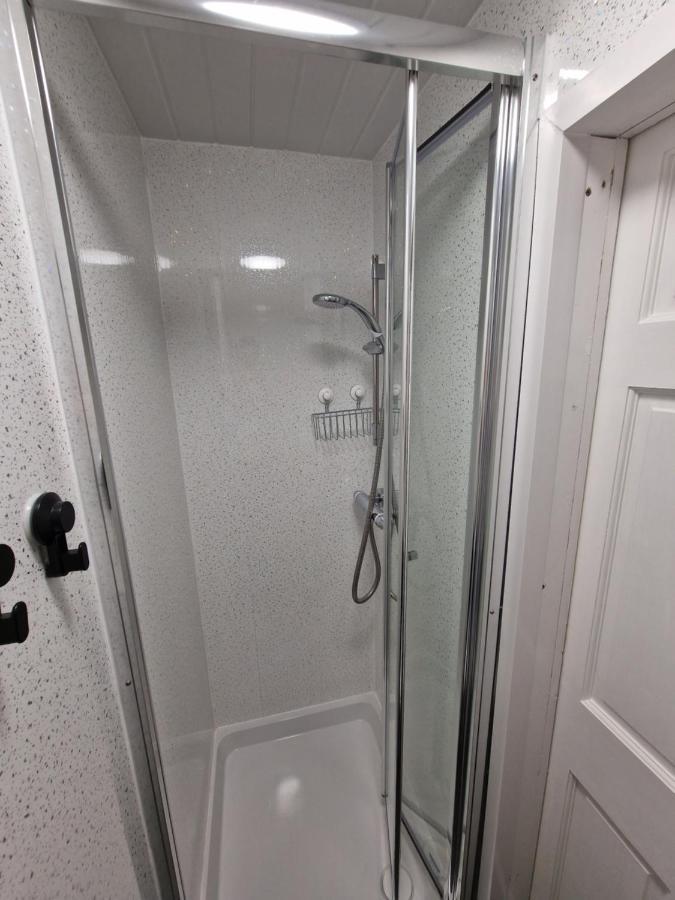 لاندودنو Breeze B&B المظهر الخارجي الصورة